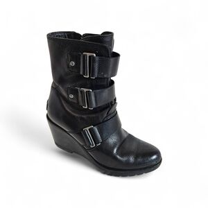 Sorel After Hours Wedge Bootie Black Leather Buckle Moto Size 7 Rugged Chic